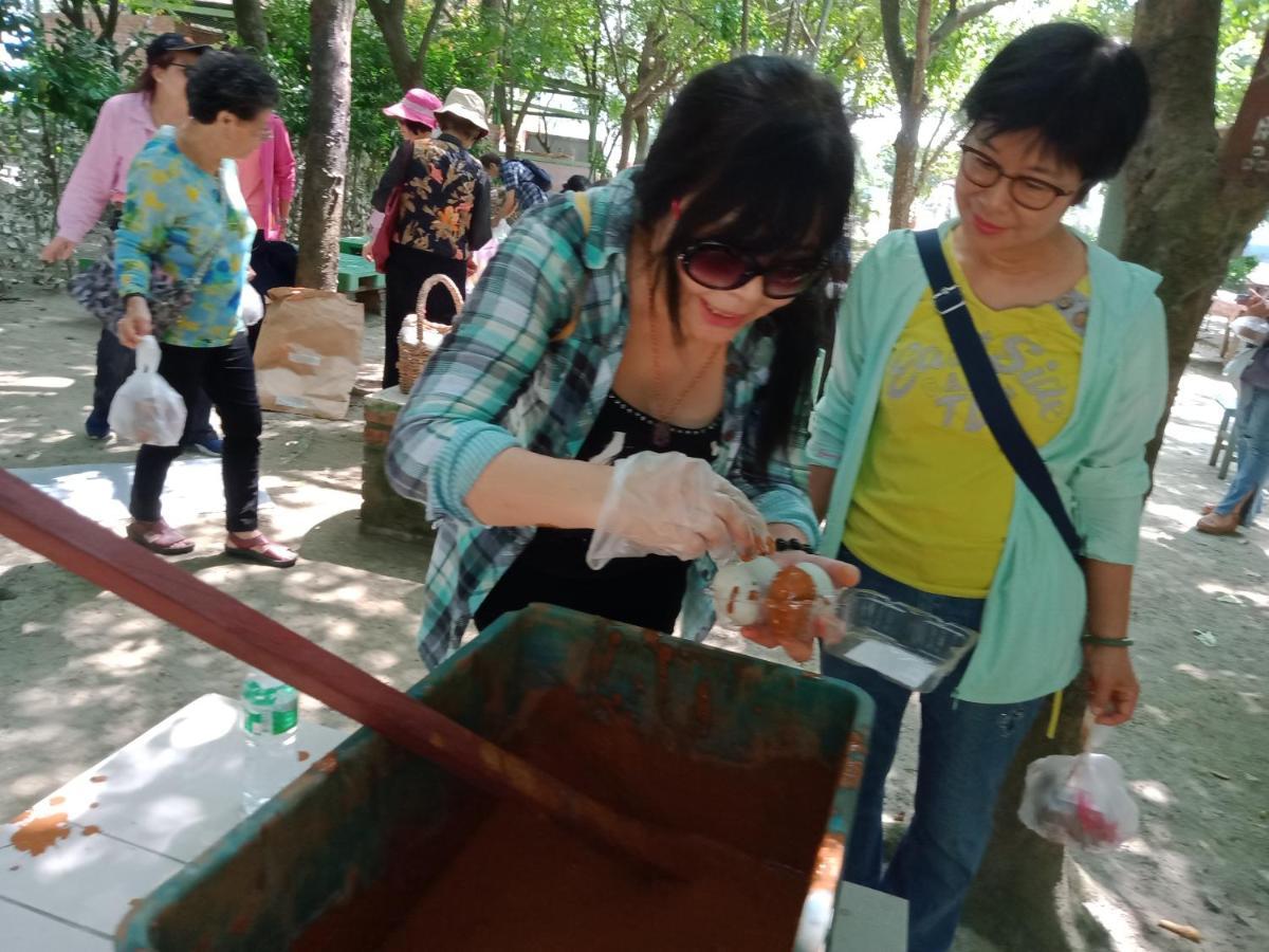 Sky Gift Traditional Farm B&B Dongshi  Bagian luar foto